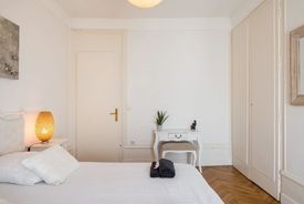Saxe & the City: Chambre ZEN version KING BED